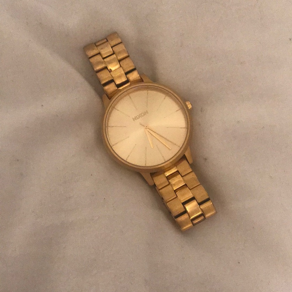 Nixon watch